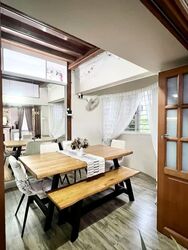 Blk 862 Jurong West Street 81 (Jurong West), HDB Executive #558320011
